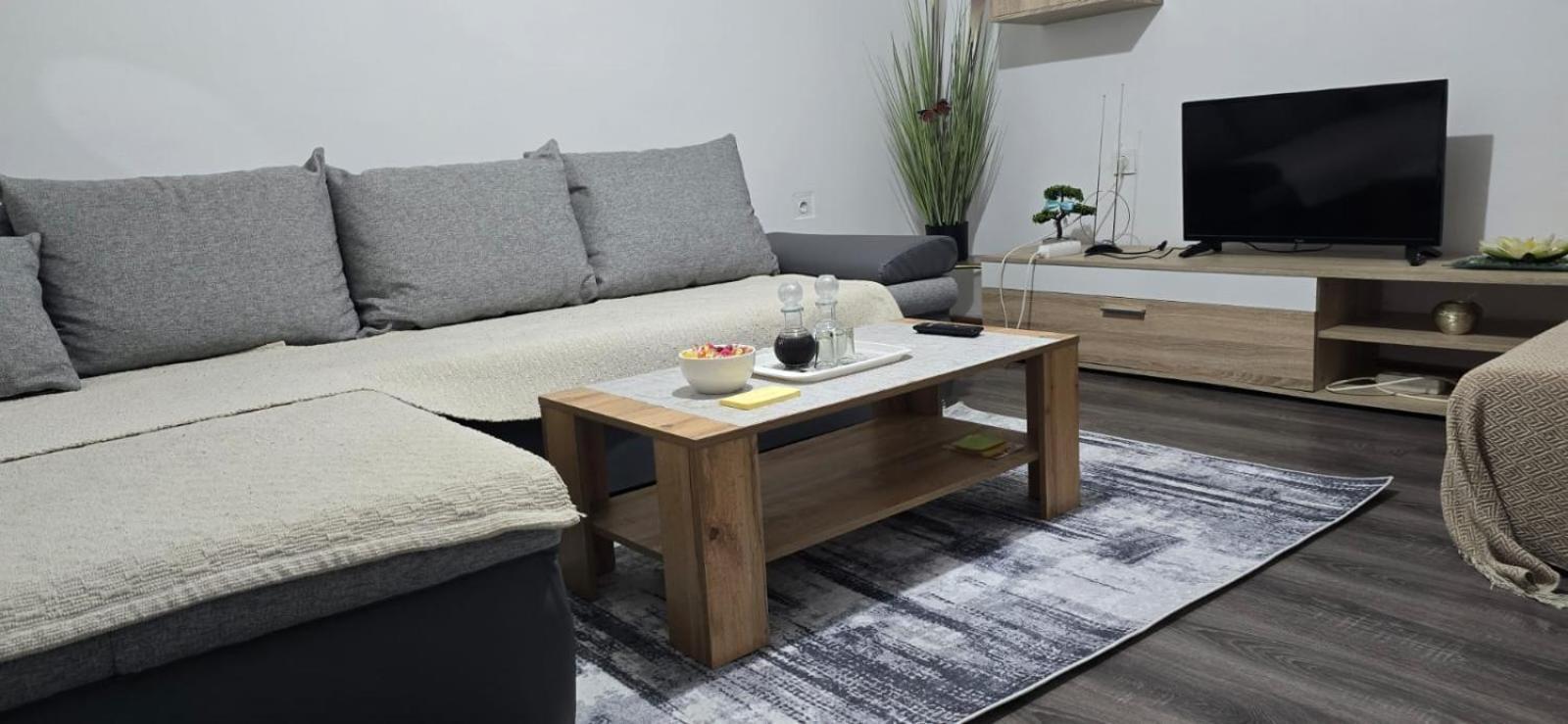 Apartman Tina Zagreb Eksteriør billede