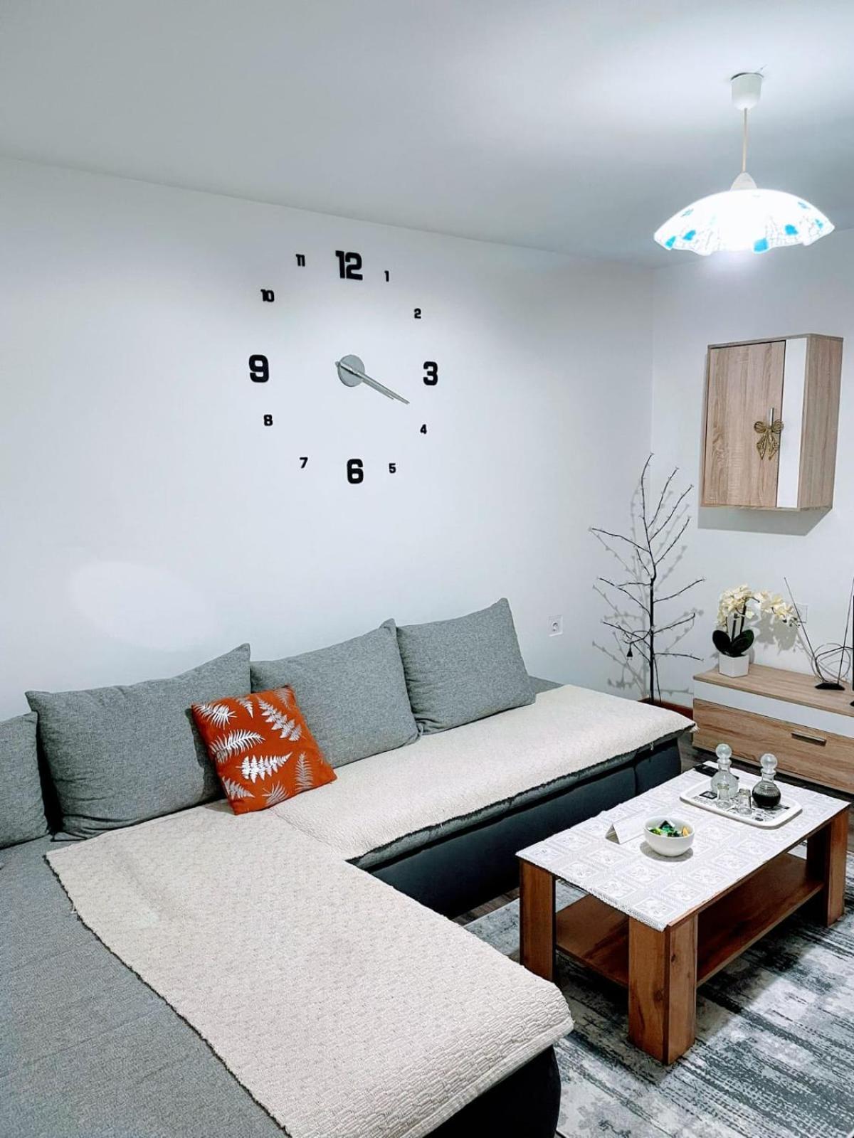Apartman Tina Zagreb Eksteriør billede